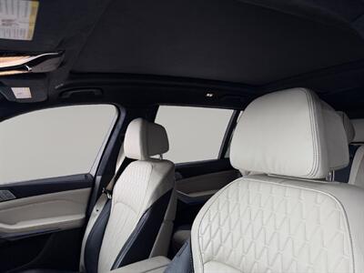2021 BMW X7 M50i   - Photo 9 - Lennox, CA 90304
