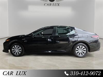 2021 Toyota Camry Hybrid LE   - Photo 2 - Lennox, CA 90304