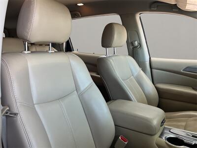 2018 Nissan Pathfinder SL - Photo 16 - Lennox, CA 90304