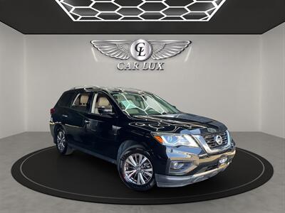 2018 Nissan Pathfinder SL   - Photo 1 - Lennox, CA 90304