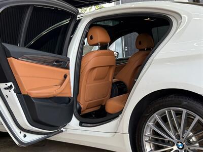 2018 BMW 540i   - Photo 18 - Lennox, CA 90304