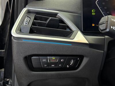 2023 BMW 330i   - Photo 18 - Lennox, CA 90304