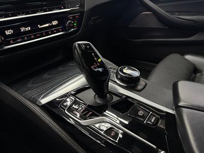2022 BMW M550i xDrive - Photo 23 - Lennox, CA 90304