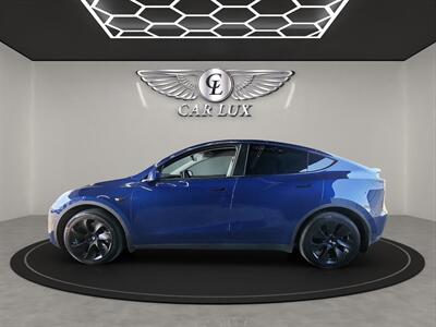 2023 Tesla Model Y Long Range   - Photo 4 - Lennox, CA 90304