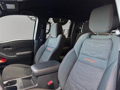 2025 Nissan Frontier PRO-X   - Photo 9 - Lennox, CA 90304
