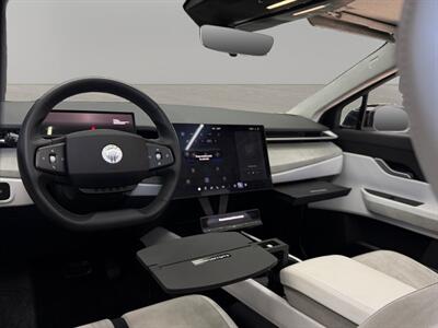 2023 Fisker Ocean Extreme - Photo 20 - Lennox, CA 90304
