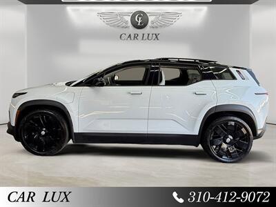 2023 Fisker Ocean Extreme - Photo 2 - Lennox, CA 90304