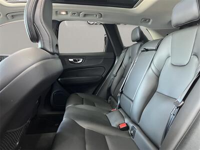 2024 Volvo XC60 B5 Core - Photo 12 - Lennox, CA 90304