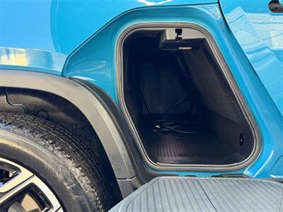 2022 Rivian R1T Launch Edition - Photo 16 - Lennox, CA 90304