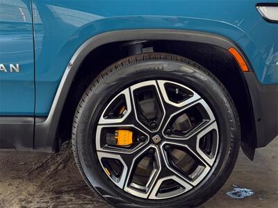 2022 Rivian R1T Launch Edition - Photo 18 - Lennox, CA 90304