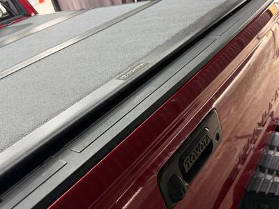 2019 Toyota Tundra Platinum CrewMax   - Photo 31 - Lennox, CA 90304