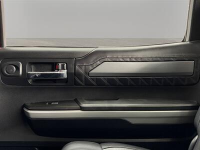 2019 Toyota Tundra Platinum CrewMax   - Photo 27 - Lennox, CA 90304