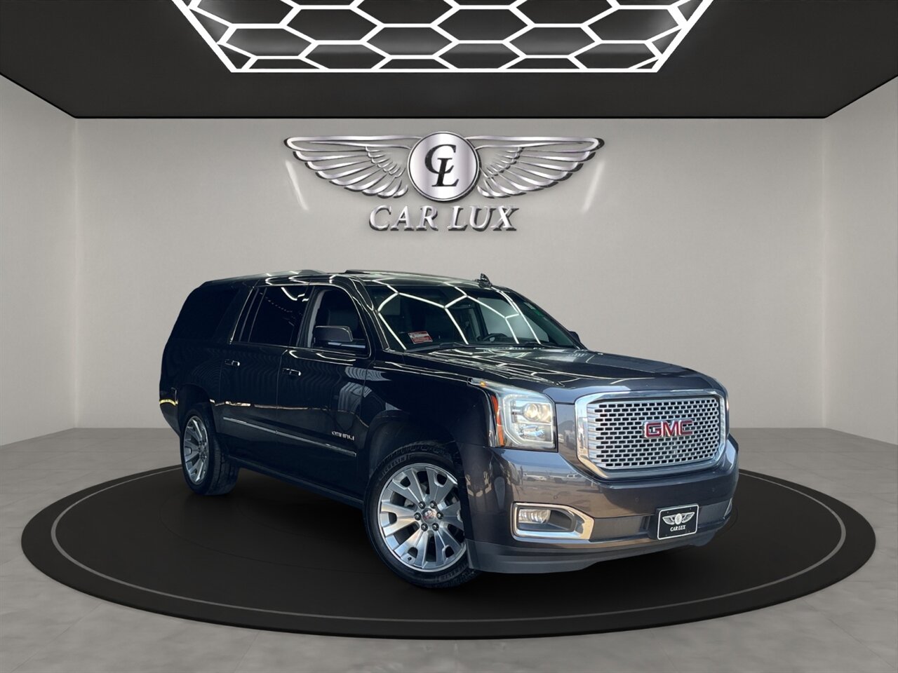 2017 GMC Yukon Denali - Photo 1 - Lennox, CA 90304