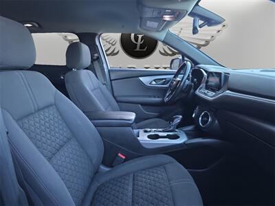 2019 Chevrolet Blazer Base 1LT   - Photo 15 - Lennox, CA 90304