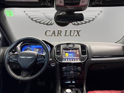 2021 Chrysler 300 Series S - Photo 11 - Lennox, CA 90304