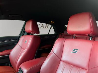2021 Chrysler 300 Series S - Photo 9 - Lennox, CA 90304