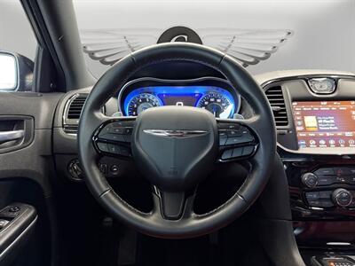 2021 Chrysler 300 Series S - Photo 12 - Lennox, CA 90304