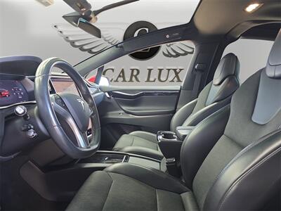 2017 Tesla Model X 75D   - Photo 9 - Lennox, CA 90304