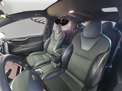 2017 Tesla Model X 75D   - Photo 10 - Lennox, CA 90304