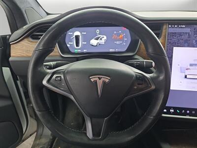 2019 Tesla Model X Long Range   - Photo 12 - Lennox, CA 90304