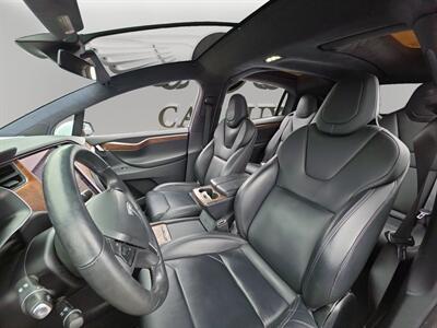 2019 Tesla Model X Long Range   - Photo 10 - Lennox, CA 90304