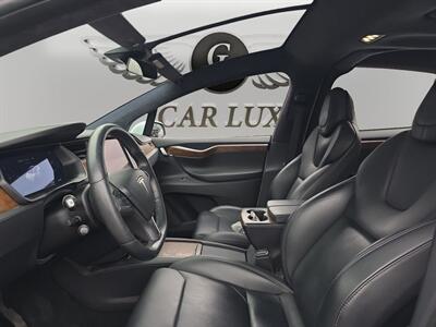 2019 Tesla Model X Long Range   - Photo 9 - Lennox, CA 90304