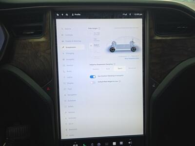 2019 Tesla Model X Long Range   - Photo 35 - Lennox, CA 90304