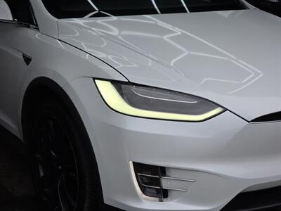 2019 Tesla Model X Long Range   - Photo 29 - Lennox, CA 90304