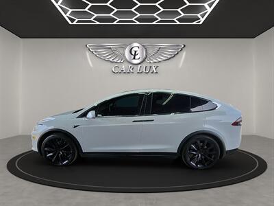 2020 Tesla Model X Long Range Plus   - Photo 4 - Lennox, CA 90304