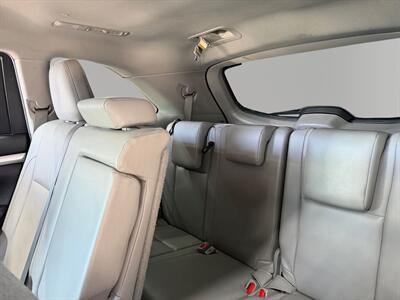 2019 Toyota Highlander XLE - Photo 24 - Lennox, CA 90304