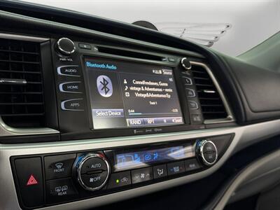 2019 Toyota Highlander XLE - Photo 23 - Lennox, CA 90304