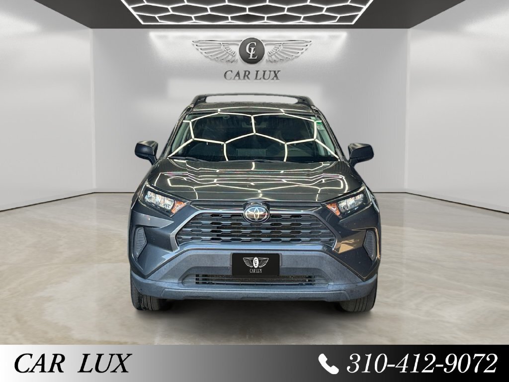 2020 Toyota RAV4 LE - Photo 8 - Lennox, CA 90304