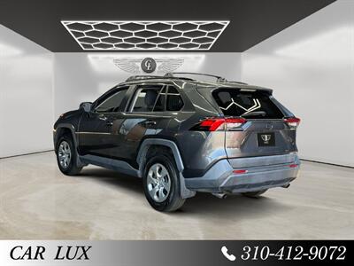 2020 Toyota RAV4 LE - Photo 3 - Lennox, CA 90304