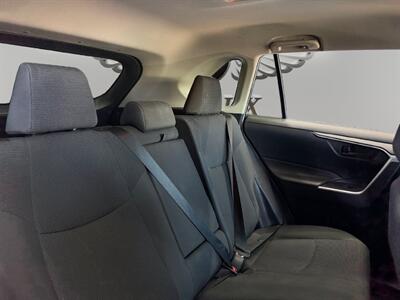 2020 Toyota RAV4 LE - Photo 22 - Lennox, CA 90304