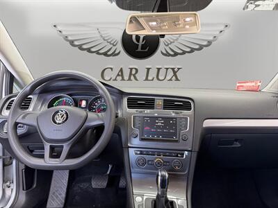 2016 Volkswagen e-Golf SE   - Photo 11 - Lennox, CA 90304