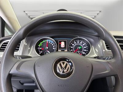 2016 Volkswagen e-Golf SE   - Photo 18 - Lennox, CA 90304