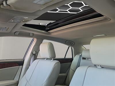 2012 Toyota Avalon   - Photo 20 - Lennox, CA 90304