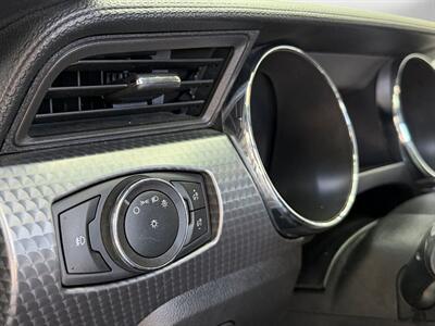 2015 Ford Mustang GT   - Photo 19 - Lennox, CA 90304