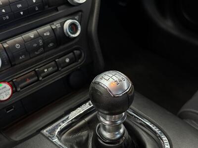 2015 Ford Mustang GT   - Photo 22 - Lennox, CA 90304