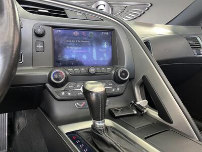 2014 Chevrolet Corvette Z51 3LT   - Photo 13 - Lennox, CA 90304