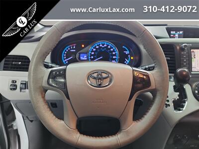 2014 Toyota Sienna XLE 7-Passenger Auto   - Photo 7 - Lennox, CA 90304