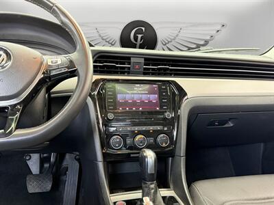 2021 Volkswagen Passat 2.0T SE   - Photo 11 - Lennox, CA 90304