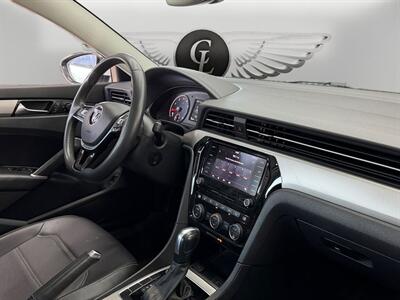 2021 Volkswagen Passat 2.0T SE   - Photo 20 - Lennox, CA 90304