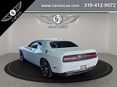 2015 Dodge Challenger R/T Plus   - Photo 5 - Lennox, CA 90304