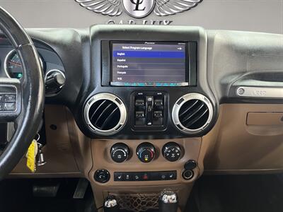 2017 Jeep Wrangler Unlimited Sahara   - Photo 16 - Lennox, CA 90304