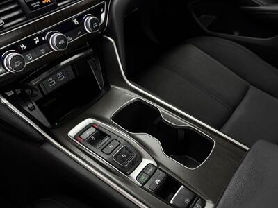 2021 Honda Accord Hybrid EX   - Photo 21 - Lennox, CA 90304
