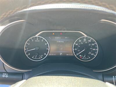 2019 Nissan Maxima 3.5 SV   - Photo 16 - Lennox, CA 90304