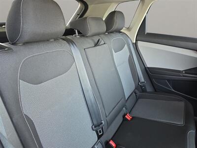 2022 Volkswagen Taos 1.5T S   - Photo 17 - Lennox, CA 90304