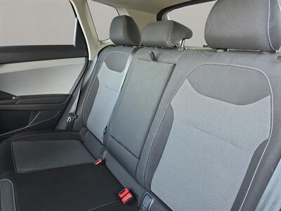 2022 Volkswagen Taos 1.5T S   - Photo 12 - Lennox, CA 90304