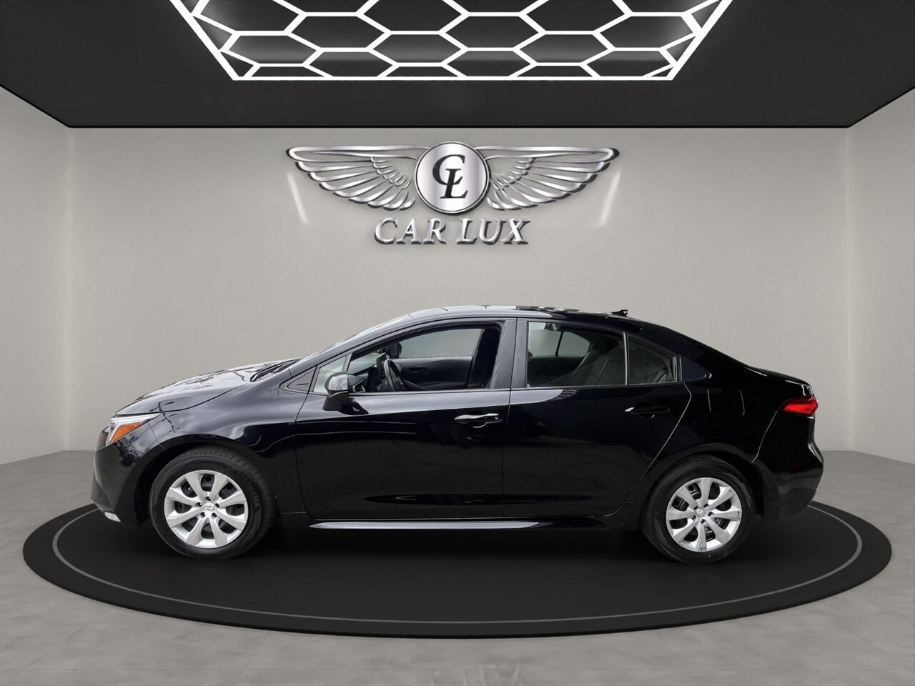 2024 Toyota Corolla Hybrid LE photo 4